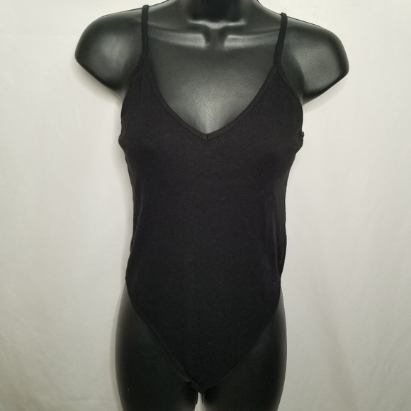 NWOT bp ribbed v neckline thong bodysuit - Picture 4 of 10